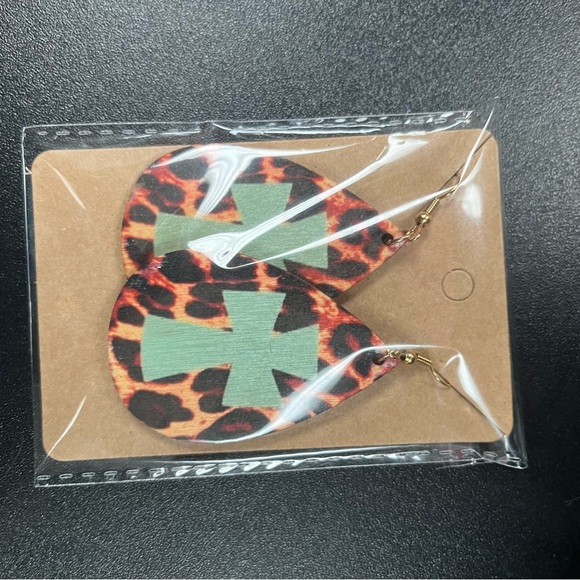 Earrings - Picture 2 of 2